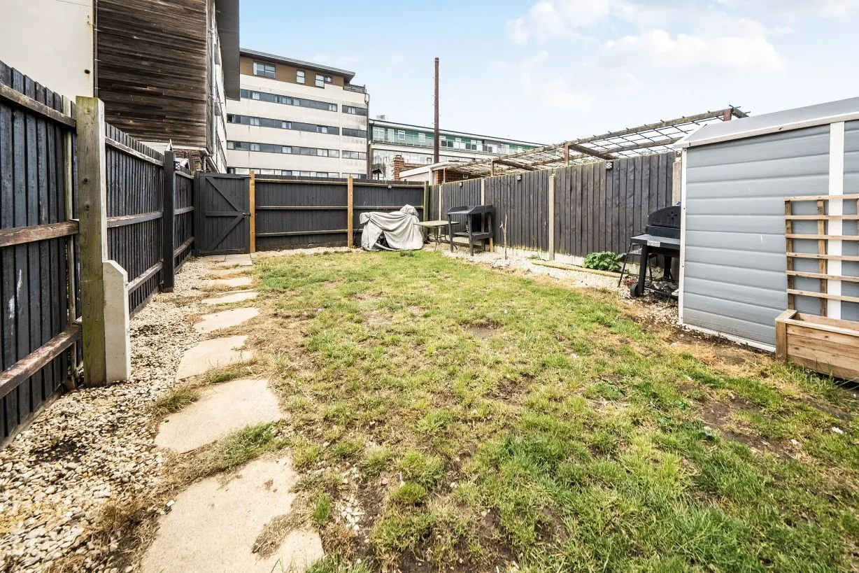 Ellis Road, Clacton-On-Sea, CO15, photo 16