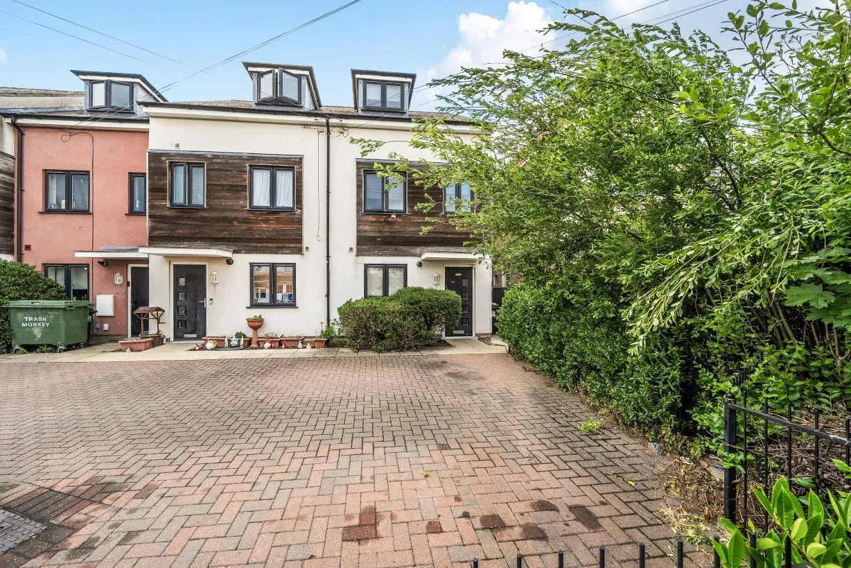 Ellis Road, Clacton-On-Sea, CO15, photo 14