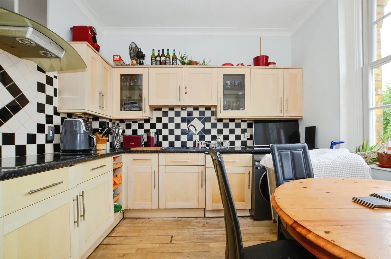 1 bed flat for sale — Keele Close, Watford
