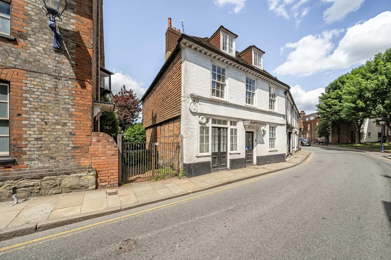 High Street, Kent, TN13, photo 19