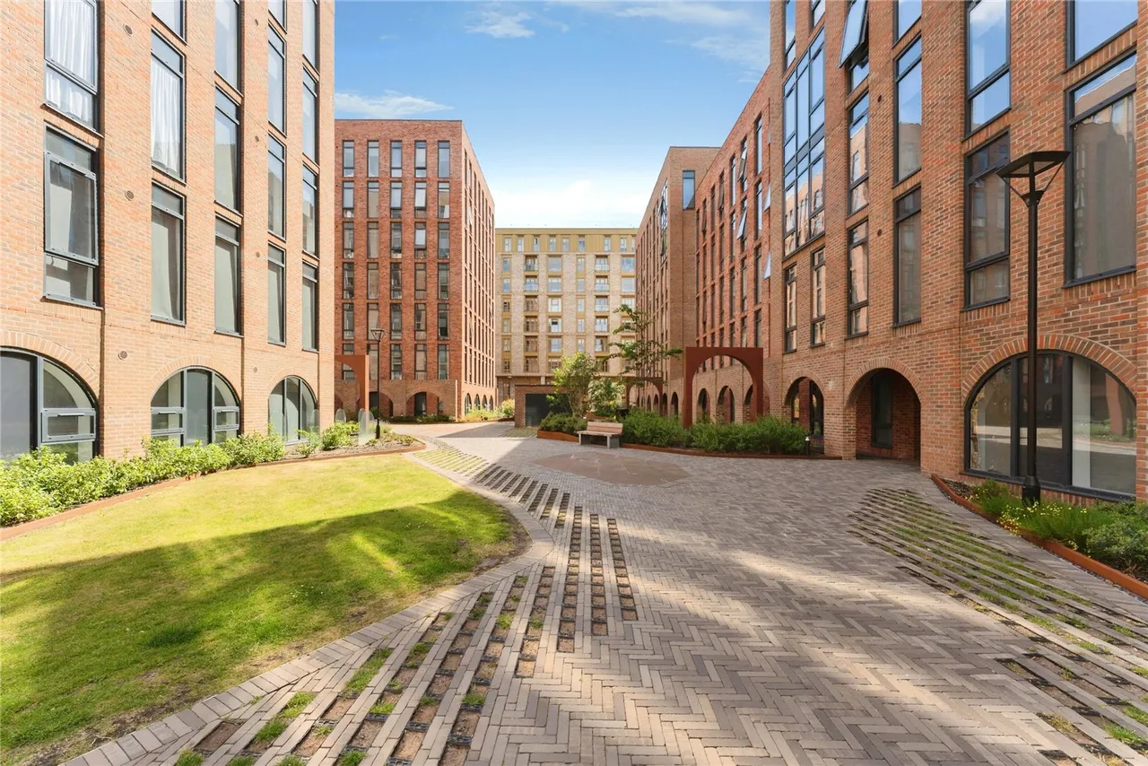 Neptune Place, Liverpool, L8, photo 22