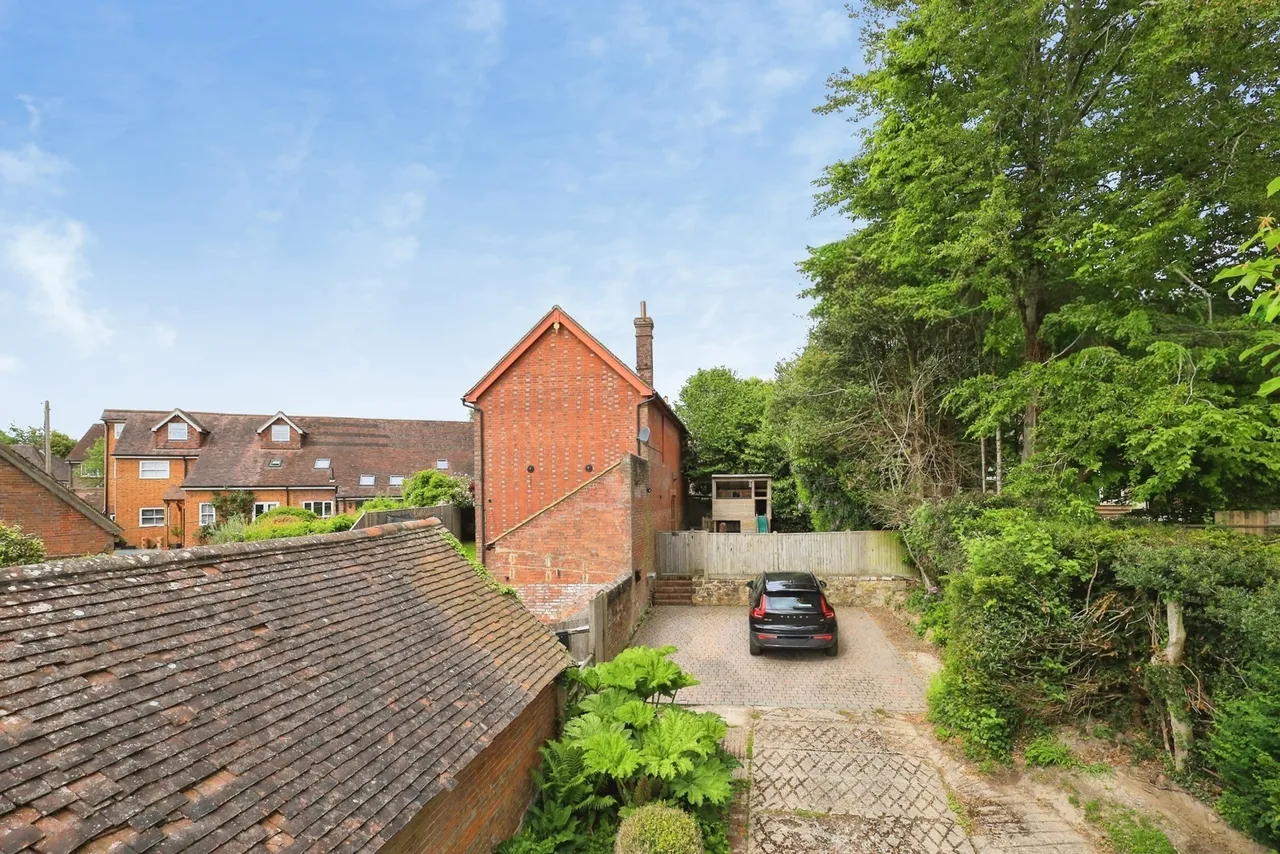 Nursery Lane, Nutley, TN22, photo 2