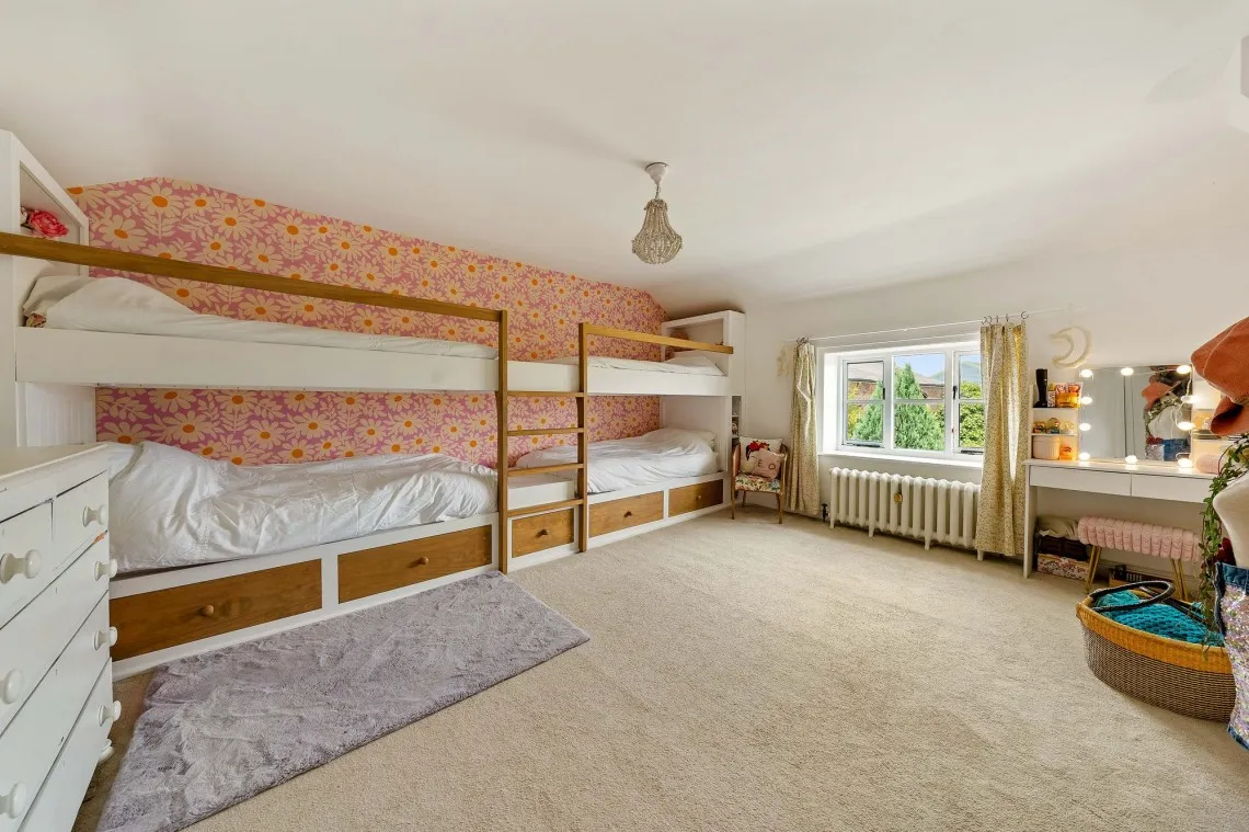 Broad Lane, Aughton, L39, photo 41