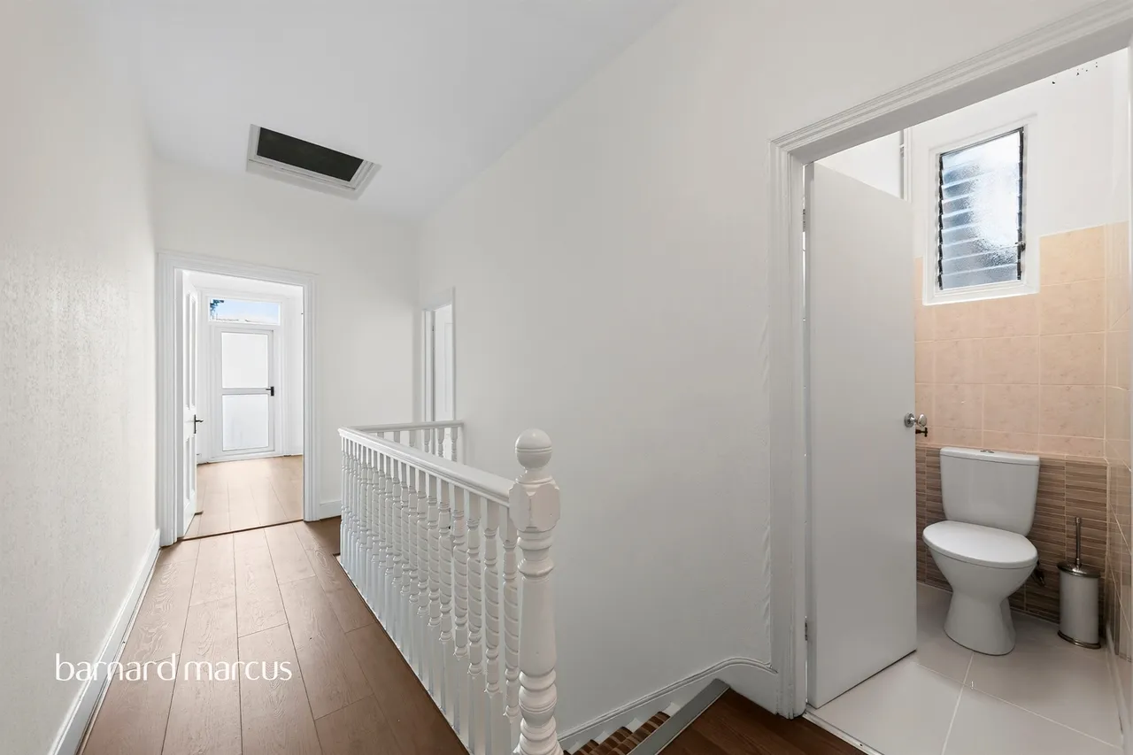 Woodside Road, London, photo 8