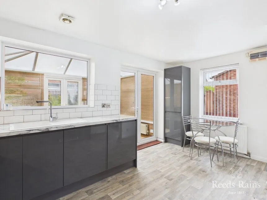 Lindengate Avenue, Hull, HU7, photo 9