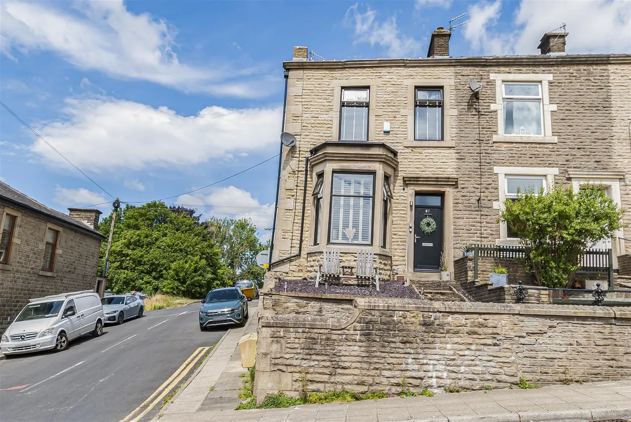 Peel Brow, Ramsbottom, Bury, Lancashire, BL0 0AL, photo 36