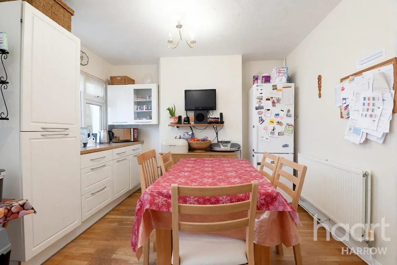 Hitherwell Drive, Harrow, HA3, photo 4