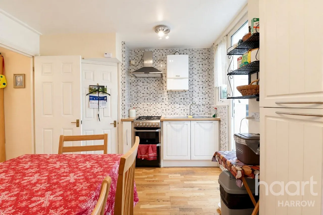 Hitherwell Drive, Harrow, HA3, photo 5