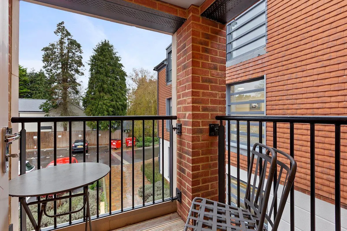 Dukes Ride, Crowthorne, RG45, photo 2