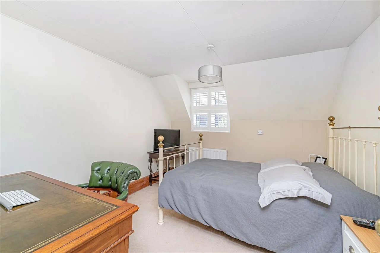 Church Street, Hampton, Middlesex, TW12 2EG, photo 12