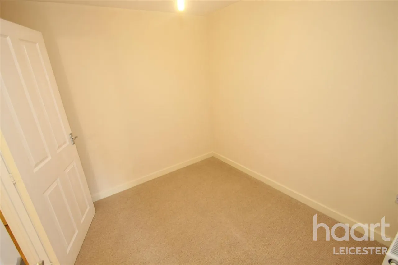 Pavilion Close, LE2, photo 7