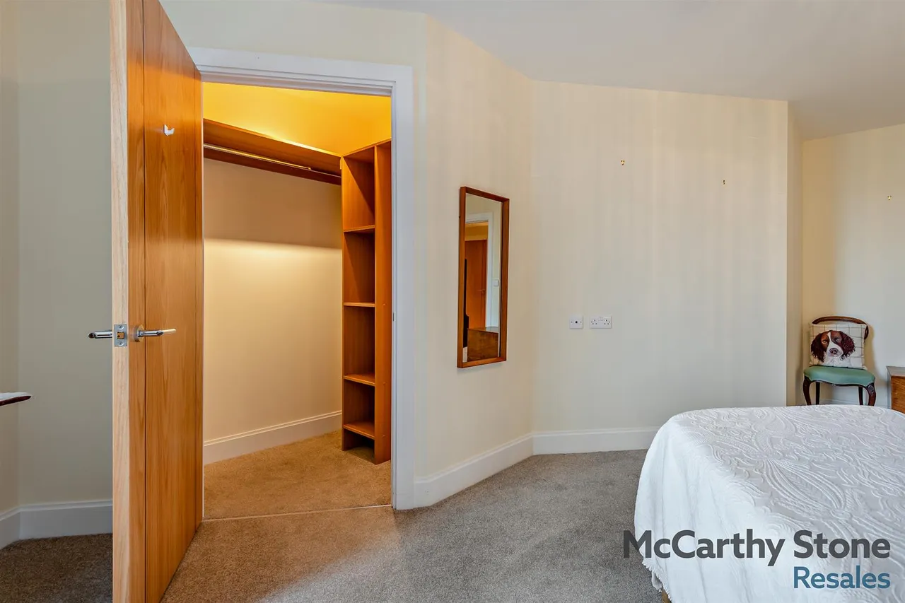Bowes Lyon Place, Poundbury, DT1, photo 8