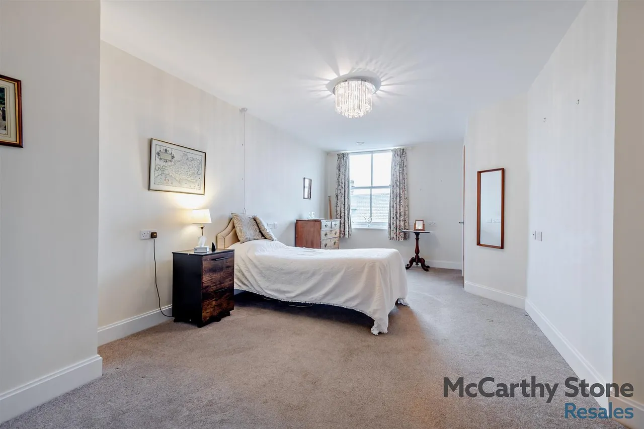 Bowes Lyon Place, Poundbury, DT1, photo 6