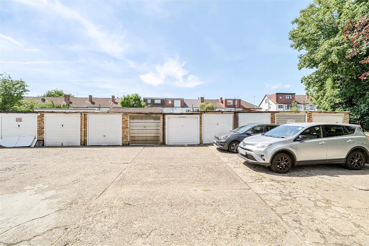 Byron Road, Wembley, photo 9