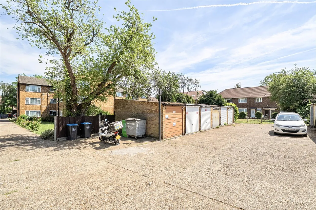 Byron Road, Wembley, photo 10