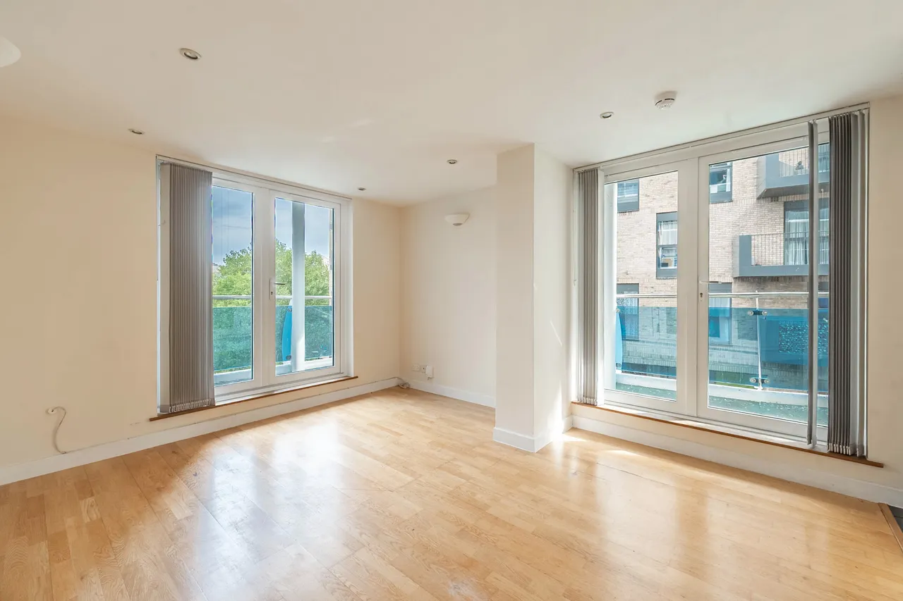 2 bed flat to rent, Harrow, HA1