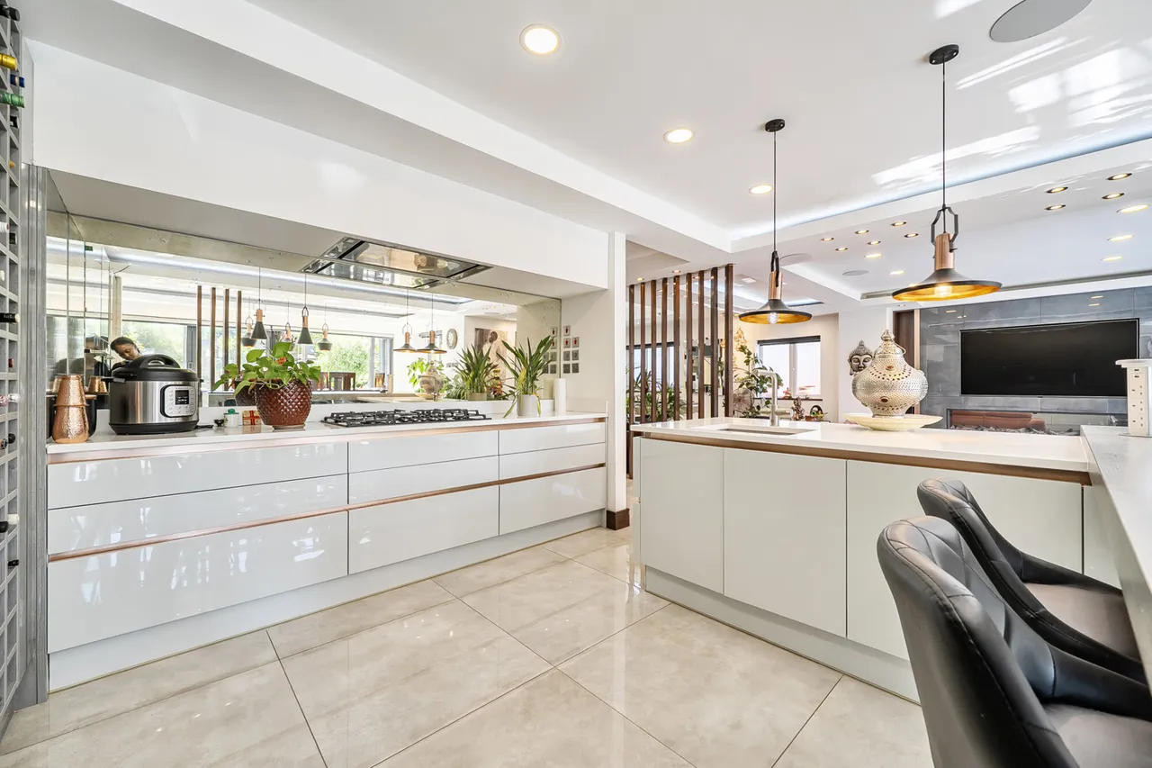 Sunray Avenue, West Drayton, UB7, photo 9