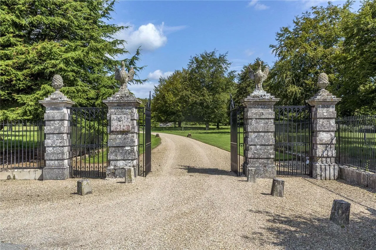 Binghams Melcombe House, Binghams Melcombe, Dorchester, Dorset, DT2 7PZ, photo 12