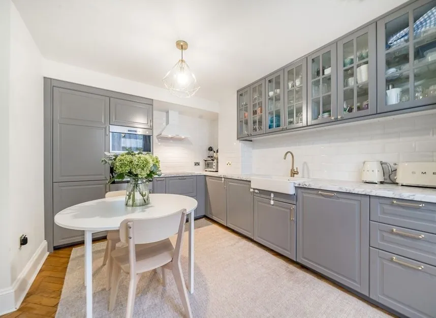 Crothall Close, Southgate, N13, photo 3