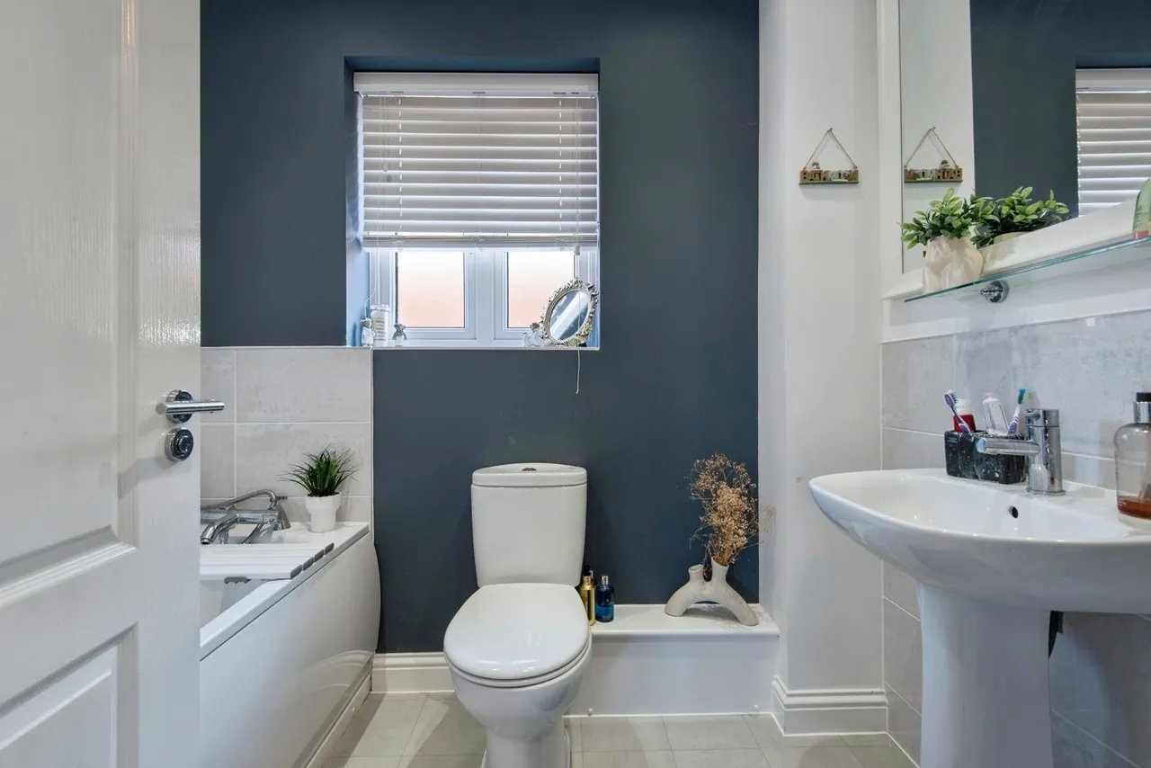 Lapwing Drive, Upper Caldecote, Biggleswade, Bedfordshire, SG18, photo 24