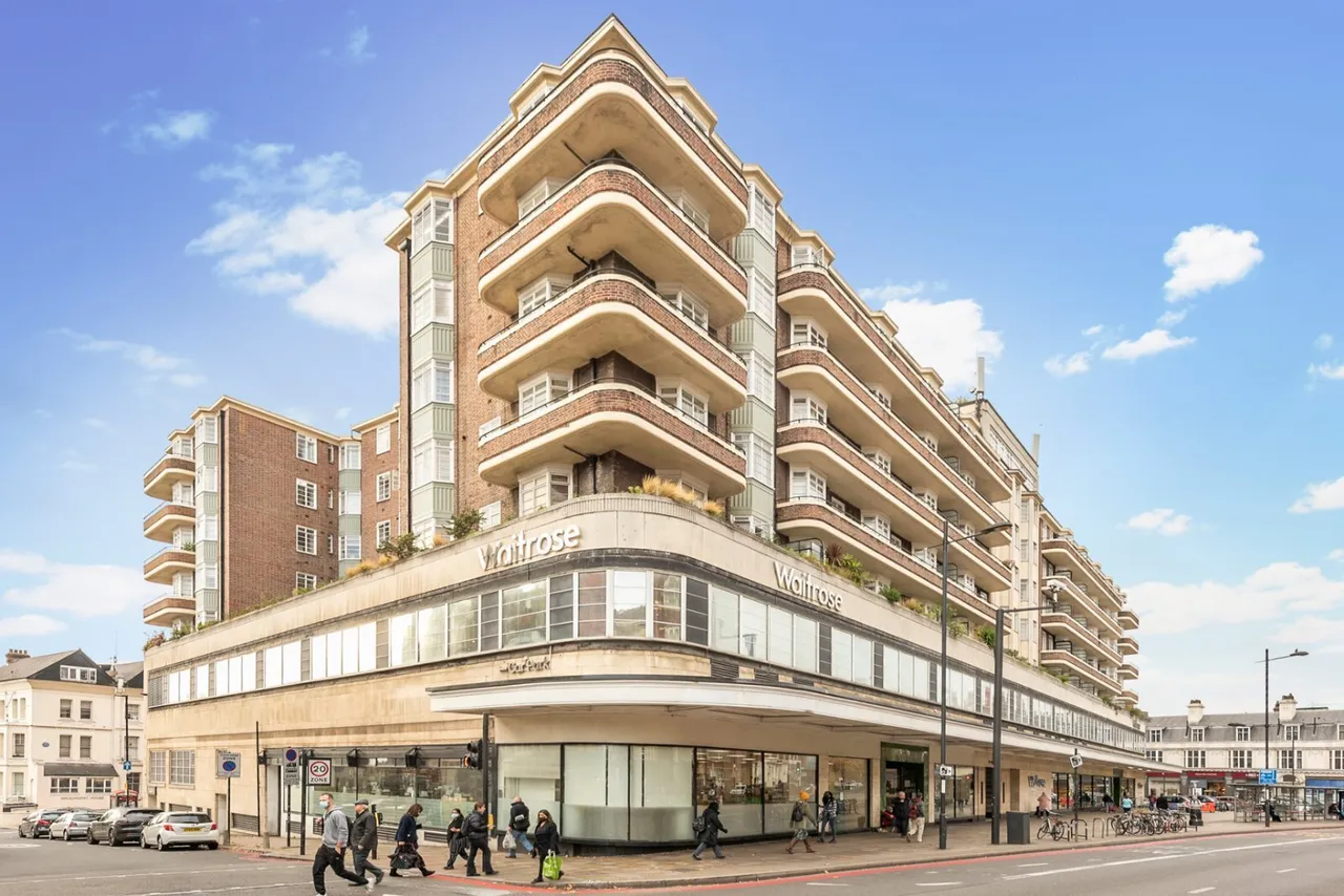 Finchley Road, Hampstead, NW3, photo 6