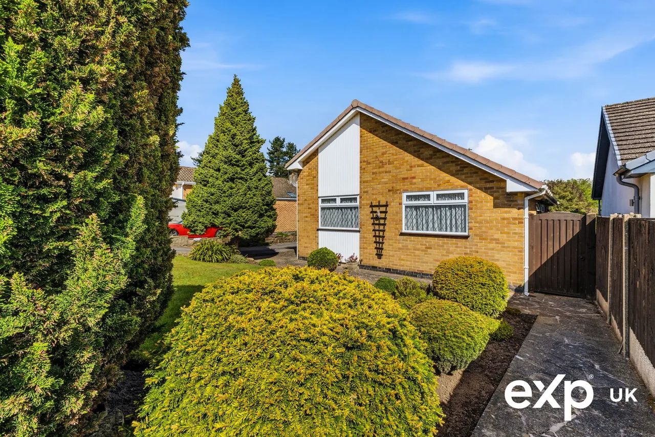 Milton Crescent, Ravenshead, photo 23