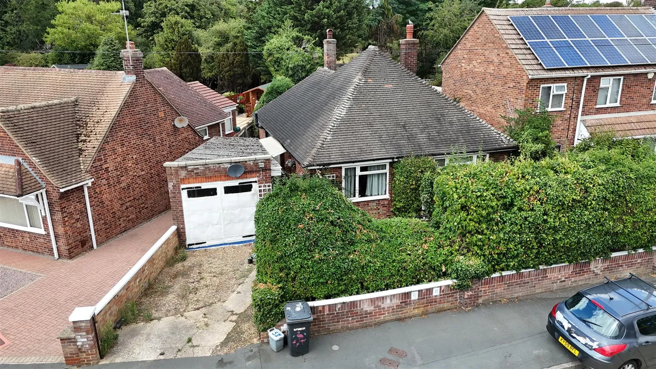 Francis Gardens, Peterborough, photo 21
