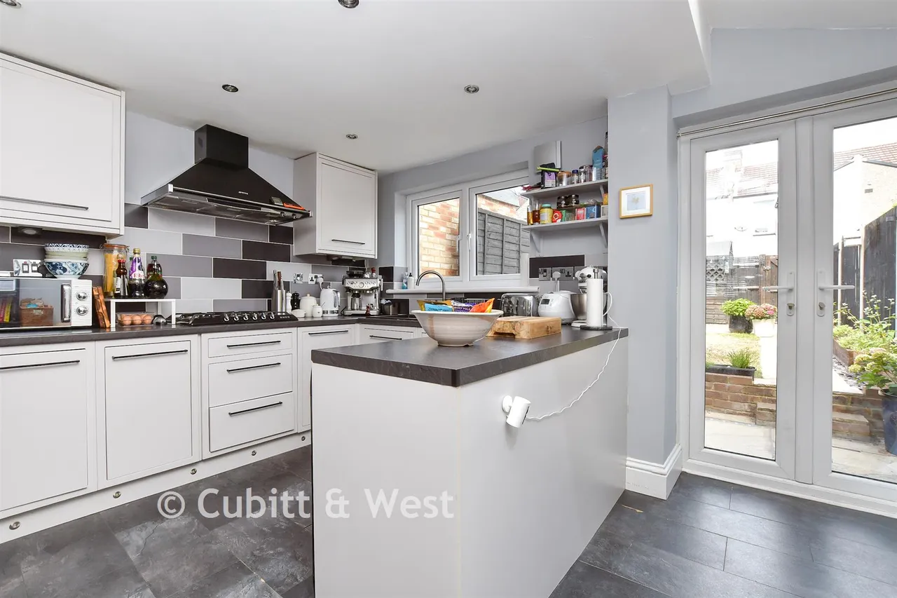 St. John's Road, Carshalton, SM5, photo 4
