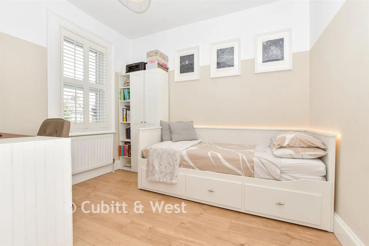 St. John's Road, Carshalton, SM5, photo 8
