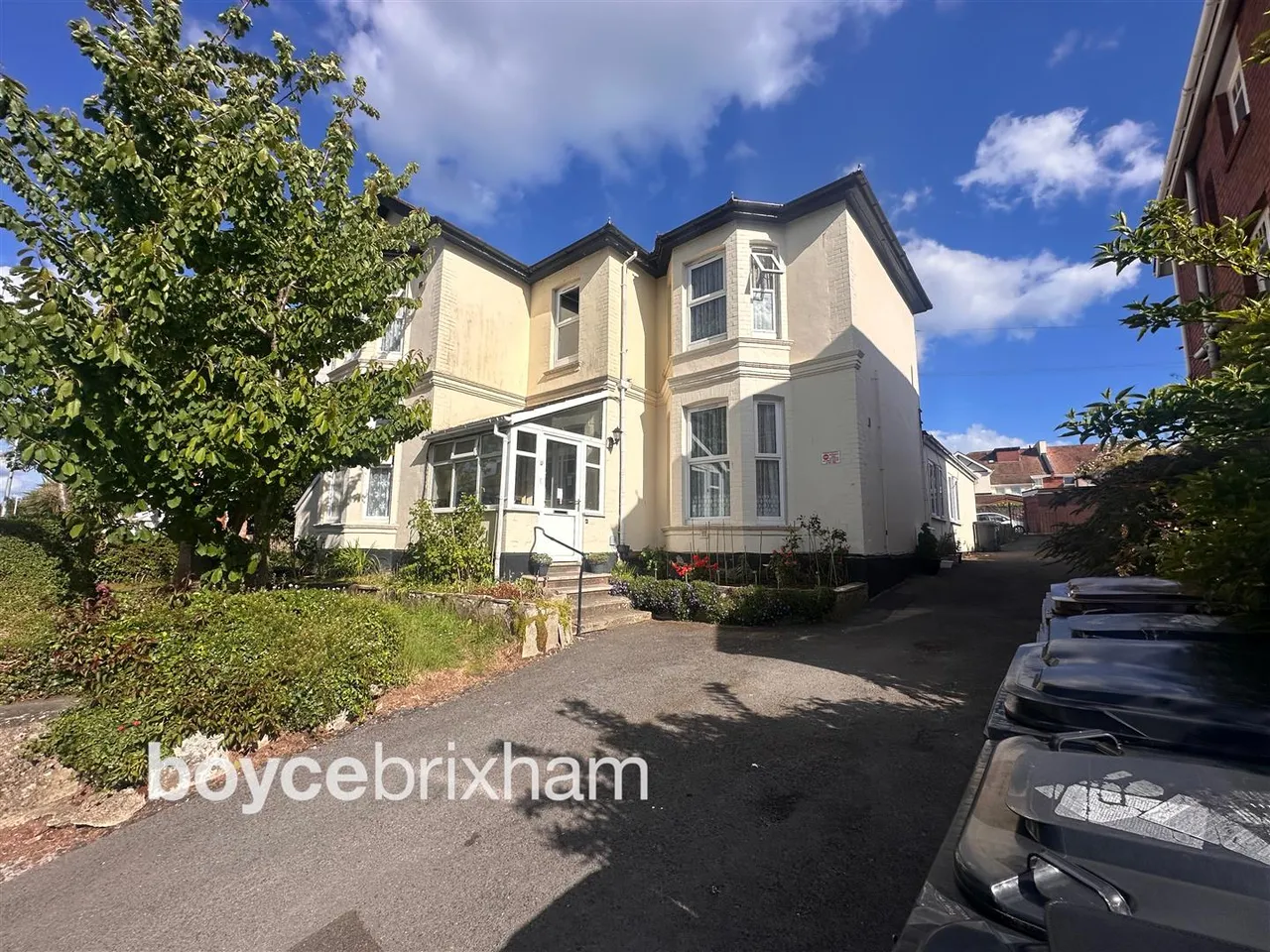 3 bed flat to rent, Elmsleigh Road, Paignton