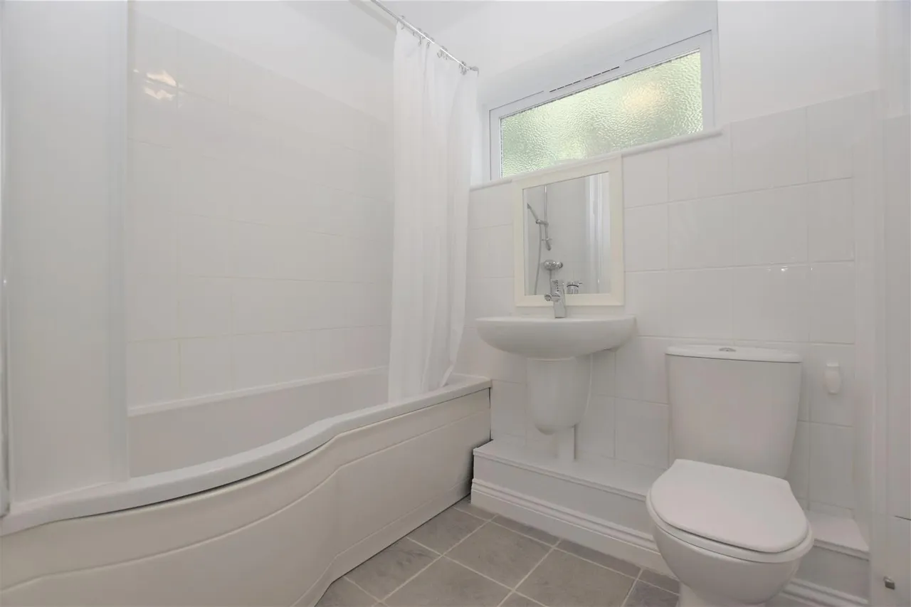 Henley Road, Caversham, RG4, photo 4