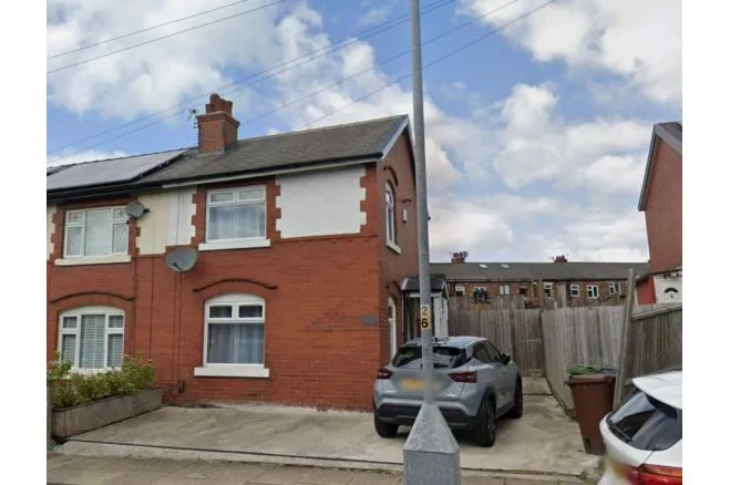 3 bed house for sale, Chapel Street, Dukinfield, SK16
