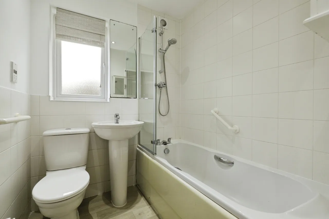 Mint Garth, Knaresborough, North Yorkshire, HG5, photo 10