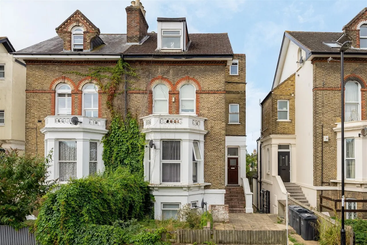 flat for sale, Upper Grove, South Norwood