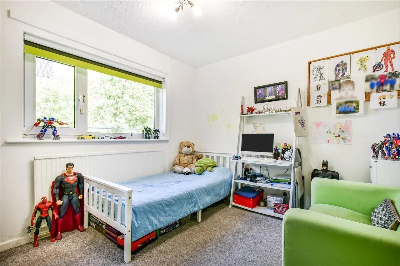 Melrose Crescent, Hale, Altrincham, WA15, photo 9