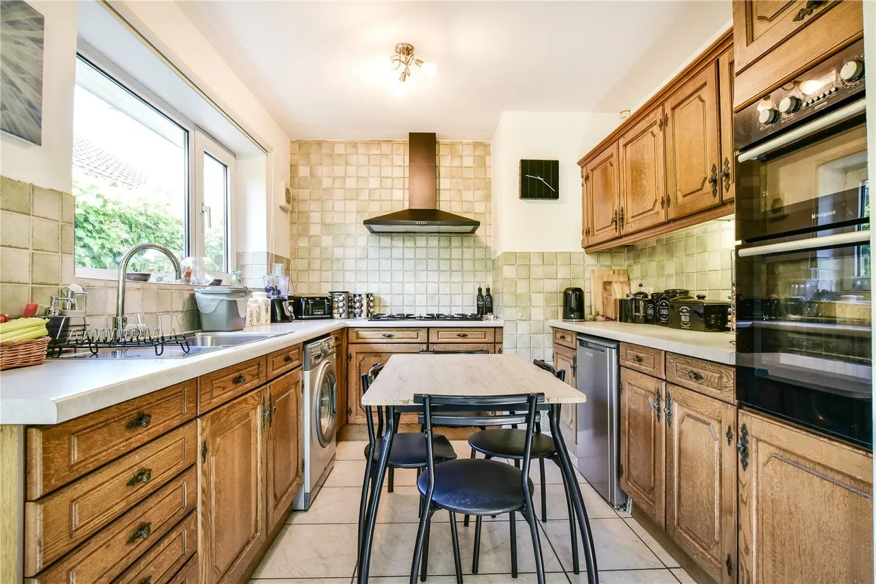 Melrose Crescent, Hale, Altrincham, WA15, photo 6