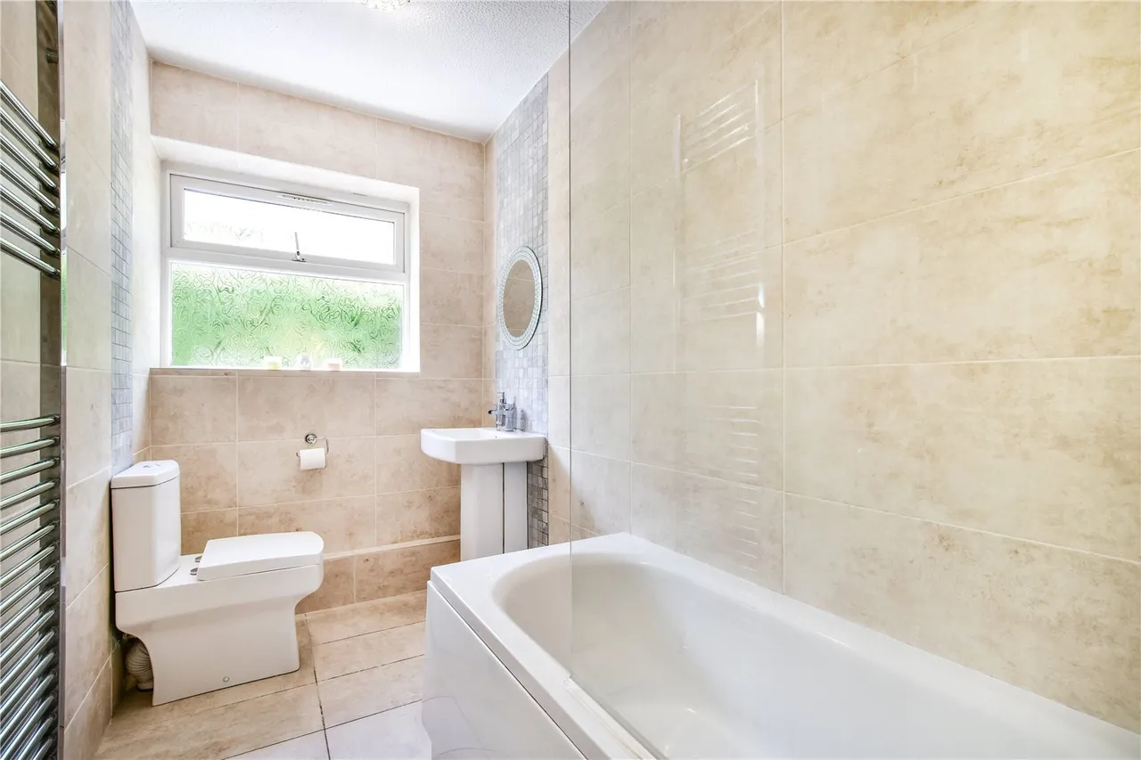 Melrose Crescent, Hale, Altrincham, WA15, photo 12