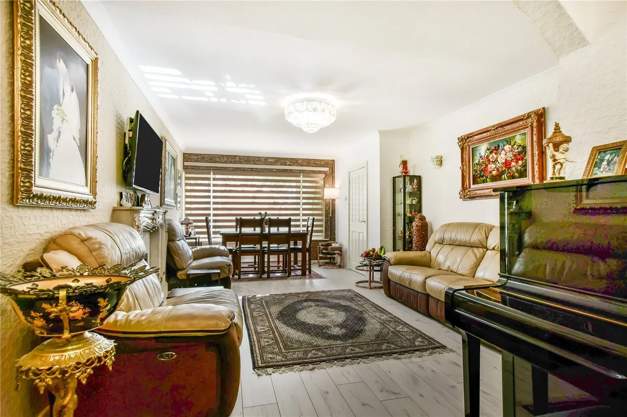 Melrose Crescent, Hale, Altrincham, WA15, photo 17