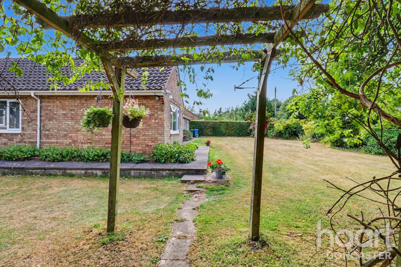 High Street, Misterton, DN10, photo 17