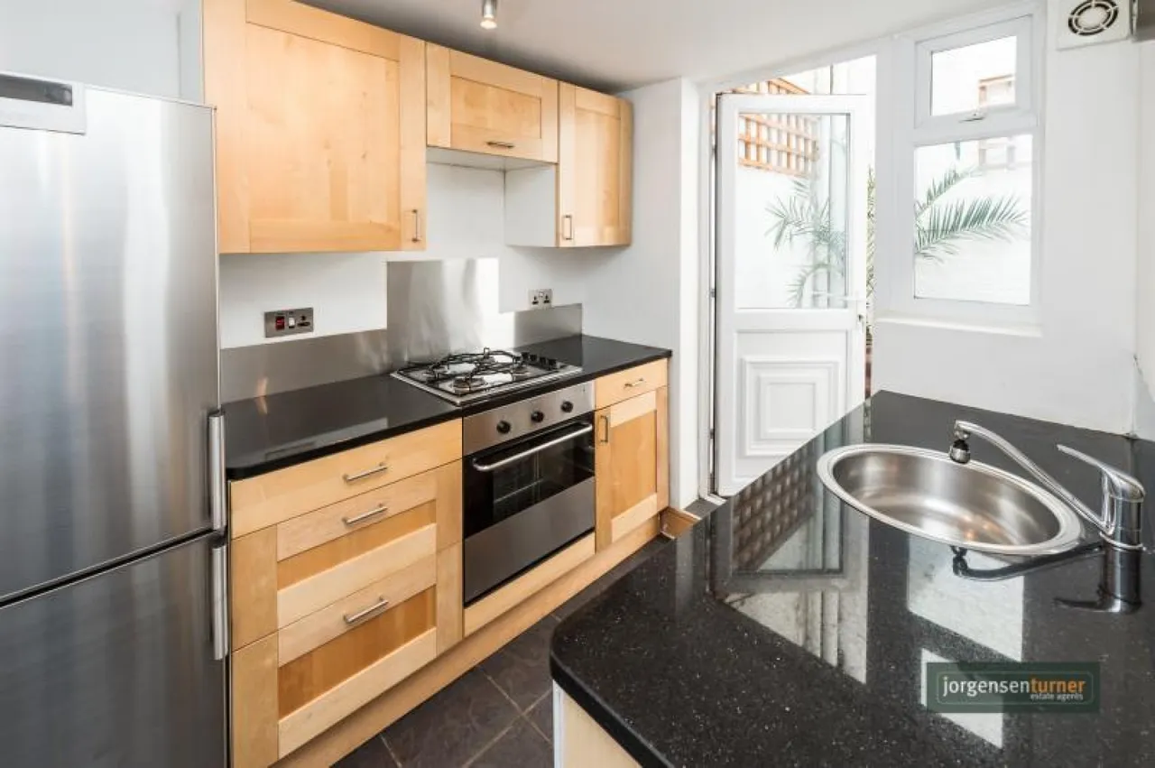 Springfield Lane, North Maida Vale, NW6, photo 3