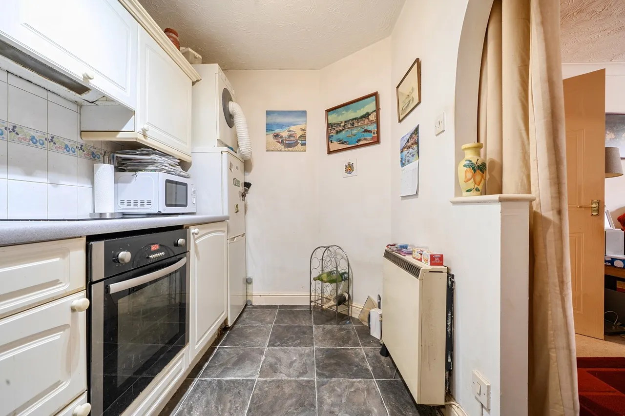 Corinthian Court, Alcester, B49, photo 8