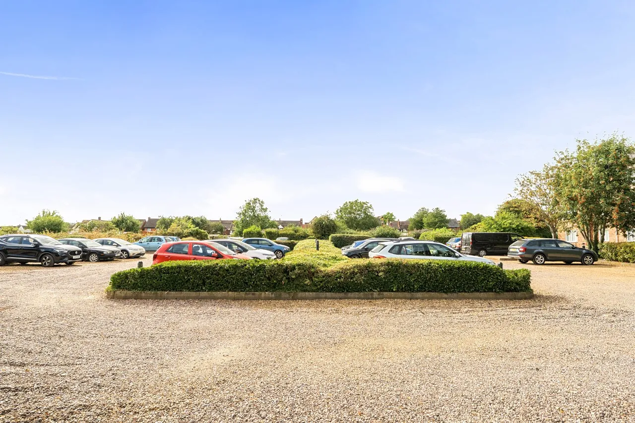 Corinthian Court, Alcester, B49, photo 17