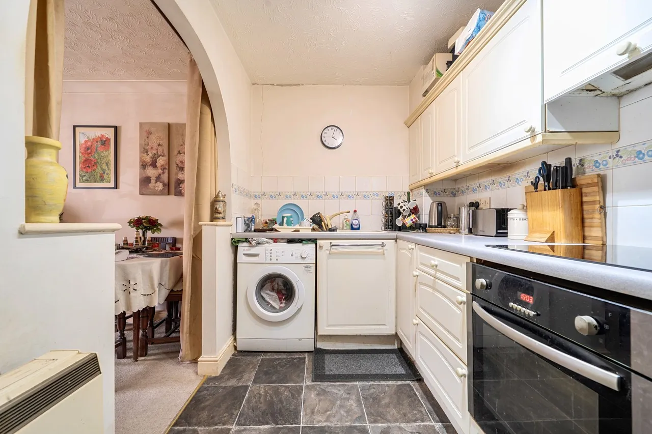 Corinthian Court, Alcester, B49, photo 7