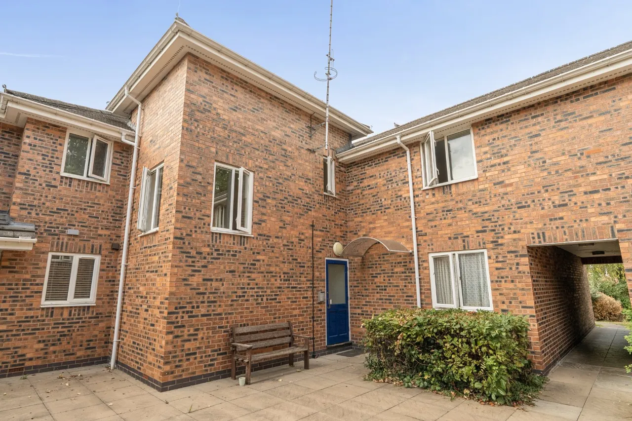 Corinthian Court, Alcester, B49, photo 20