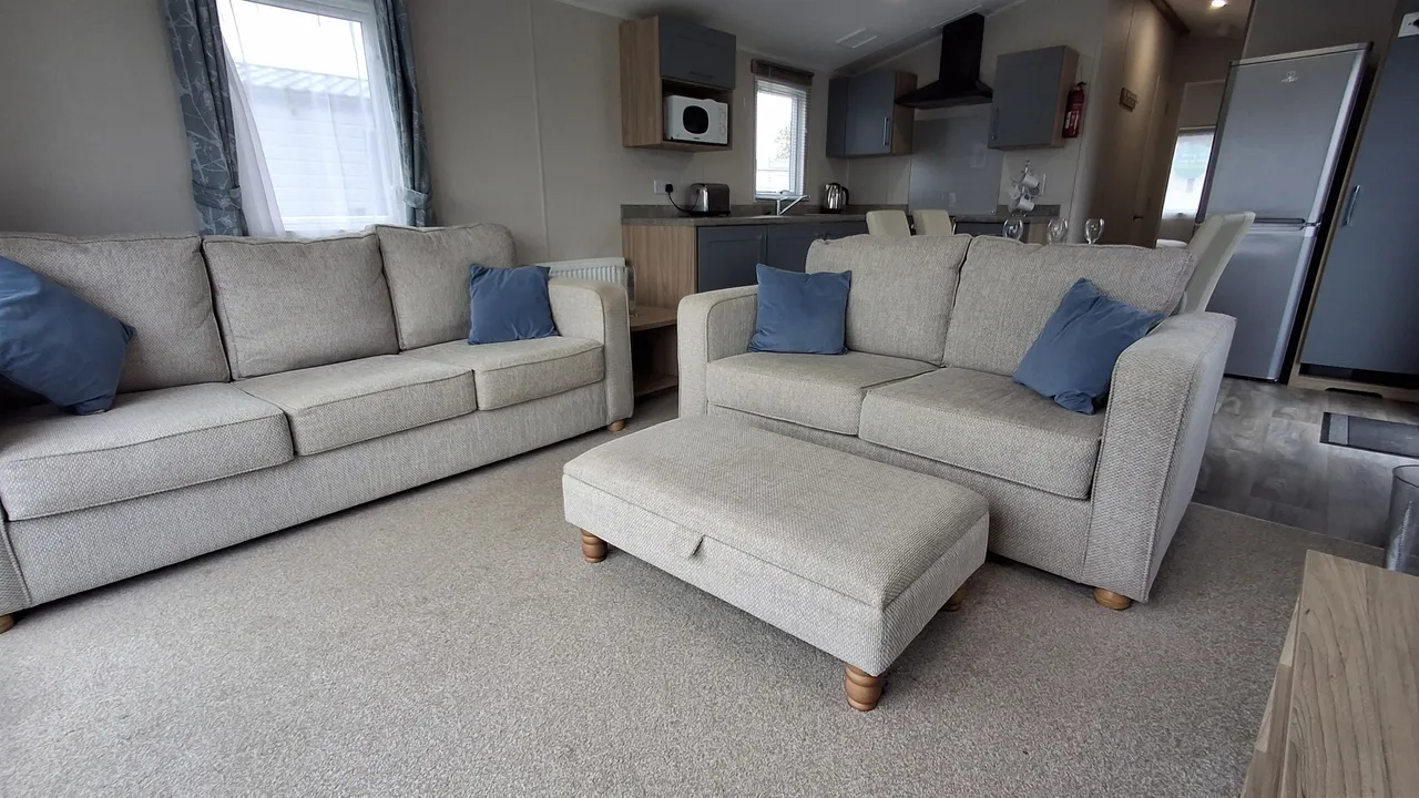 Havant Road, PO11, photo 2