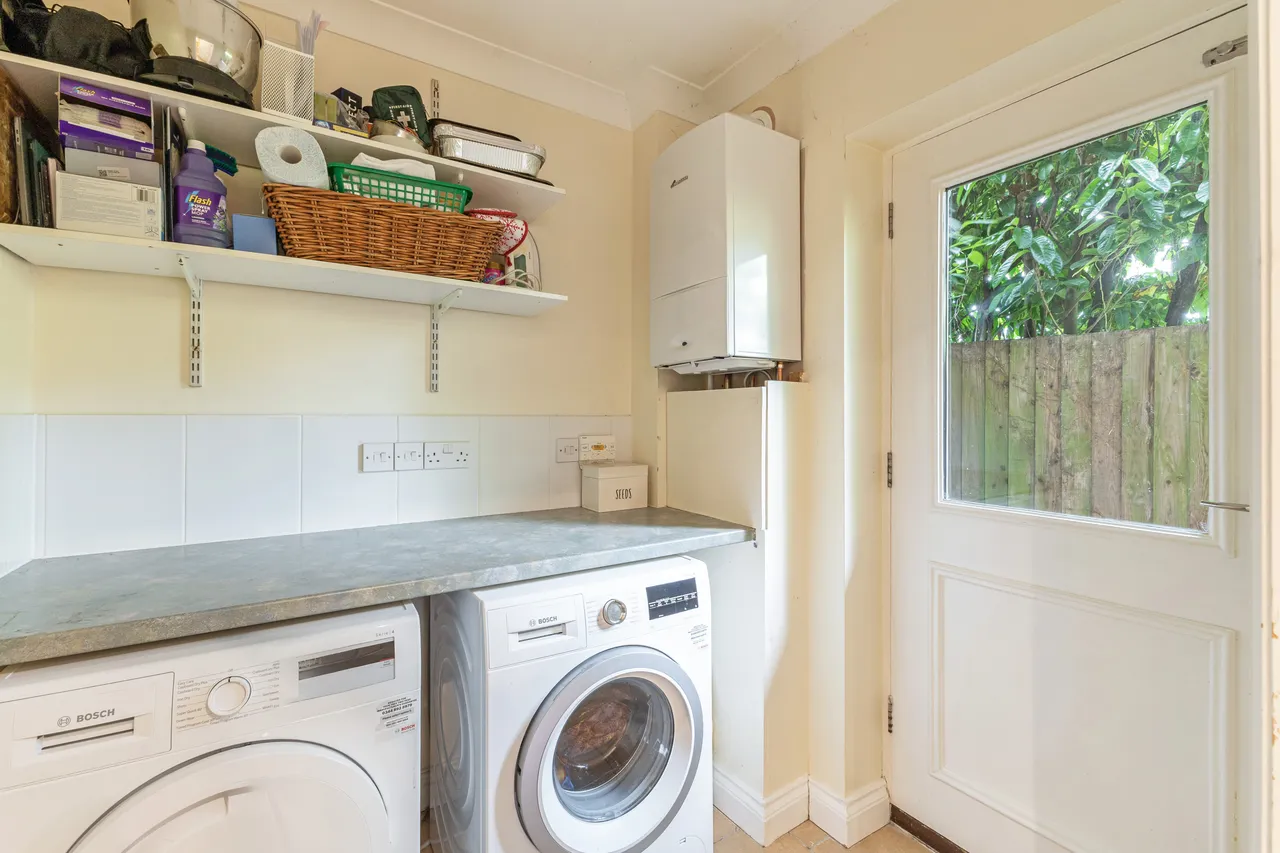 Firs Road, Salisbury, SP5, photo 11
