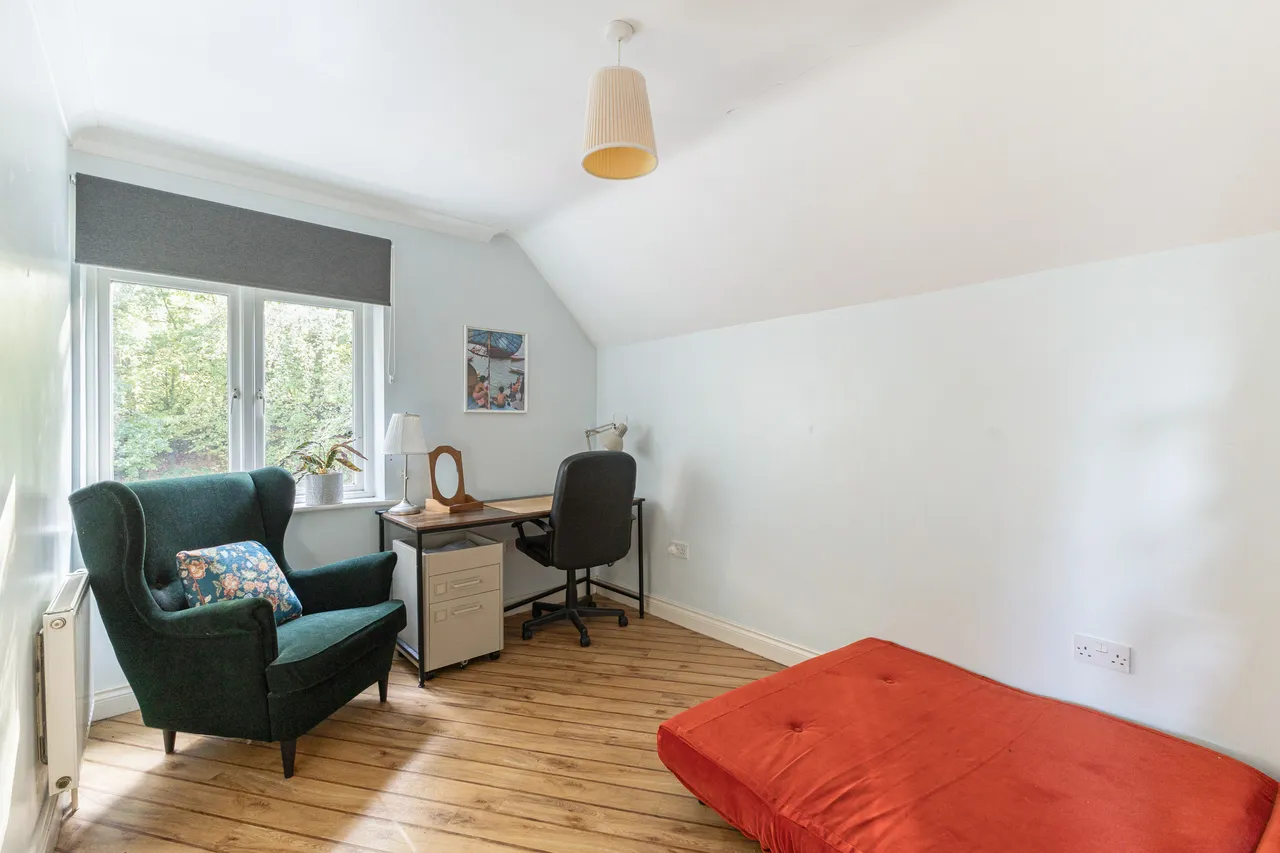 Firs Road, Salisbury, SP5, photo 12