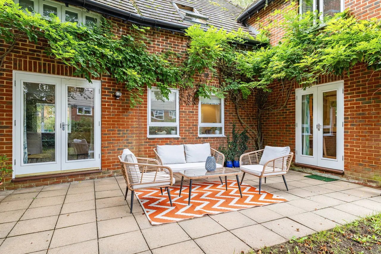 Firs Road, Salisbury, SP5, photo 13