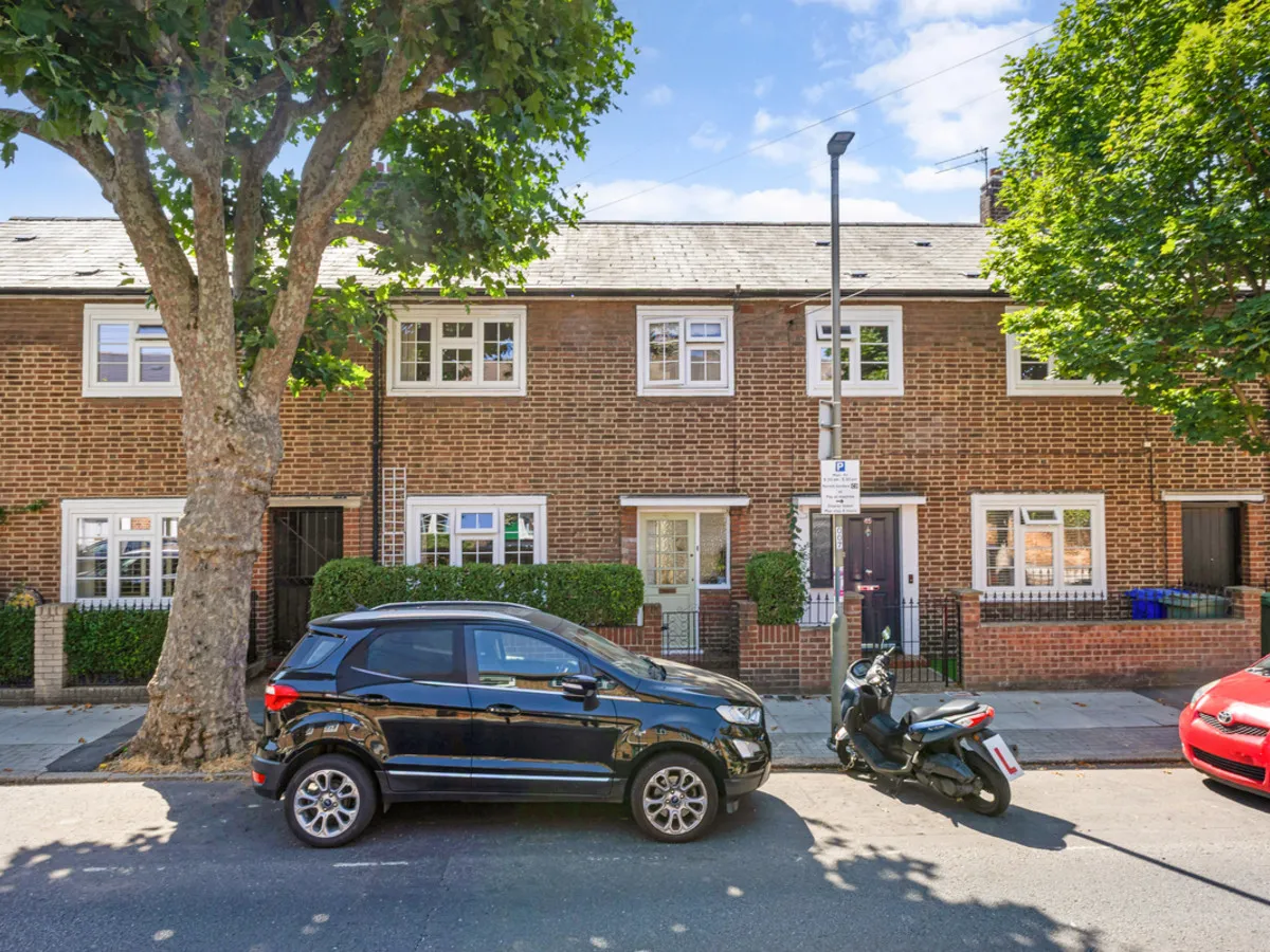 Sabine Road, London, SW11, photo 3