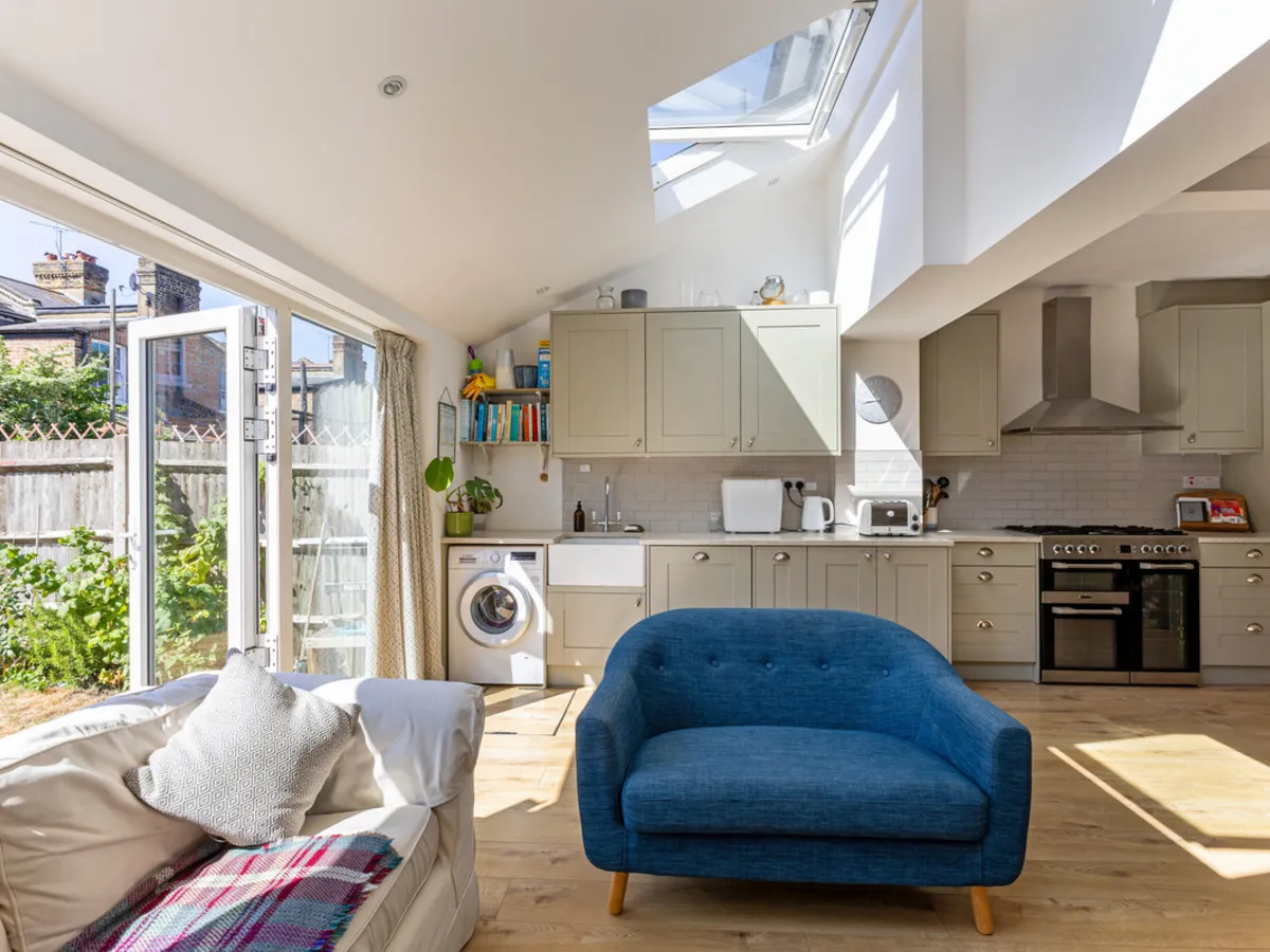 Sabine Road, London, SW11, photo 6